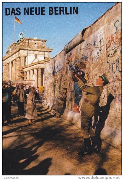 Berlin - Am Brandenburger Tor 1990