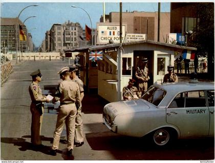 Berlin - Checkpoint Charlie