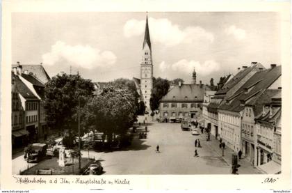 Pfaffenhofen, Hauptstrasse mit Kirche