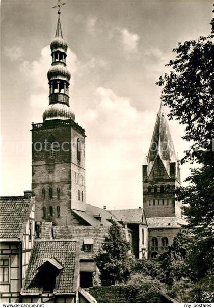 72952887 Soest Arnsberg Blick auf Petrikirche und Dom Soest