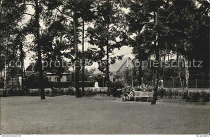 Klausdorf Mellensee Gruenanlage an der Strandgaststaette