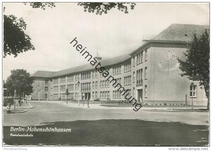 Berlin - Hohenschönhausen - Pestalozzischule - Foto-AK Grossformat - Verlag H. Sander KG Berlin gel. 1961