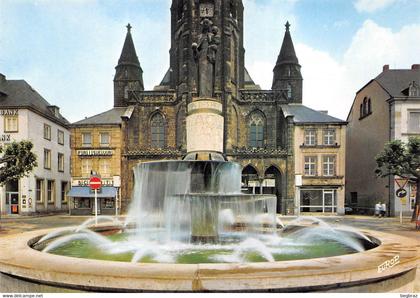 SAARLOUIS     MARKTBRUNNEN