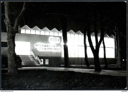 C0943 - Kühlungsborn FDGB Meerwasser Schwimmhalle - Foto Dittmann Kühlungsborn - Nachtaufnahme