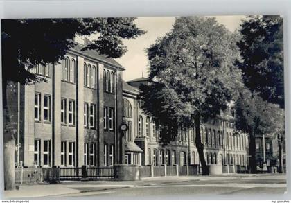 70028538 Neustrelitz Neustrelitz Ingenieurschule fuer Bauwesen *