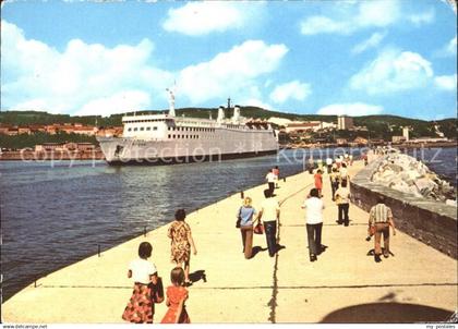 71974078 Sassnitz Ostseebad Ruegen Eisenbahnfaehrschiff Ruegen