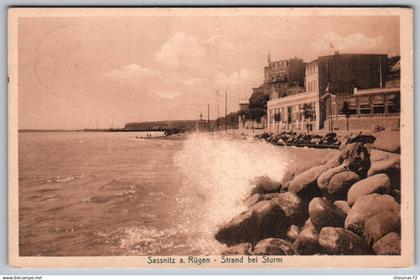 (Mecklembourg-Poméranie occidentale) 017, Sassnitz a. Rügen, Strand bei Sturm