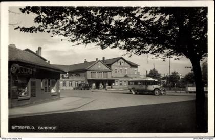 CPA Bitterfeld in Saxe Anhalt, Bahnhof, Bus