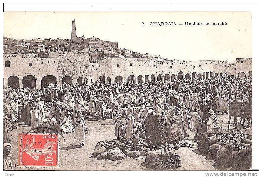 GHARDAIA - Un jour de Marché.