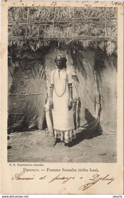 CPA AK Femme Somalie - Tribu Issa - Type DJIBOUTI (1084437)