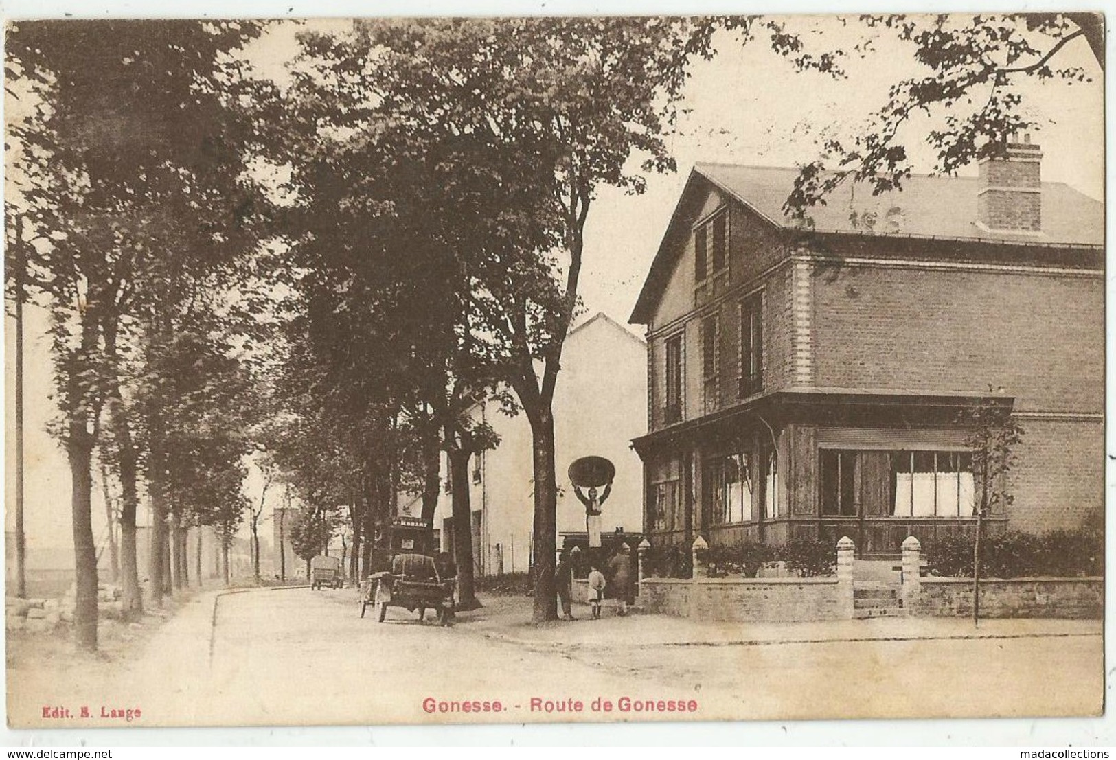 Gonesse (95.Val d'Oise) route de Gonesse