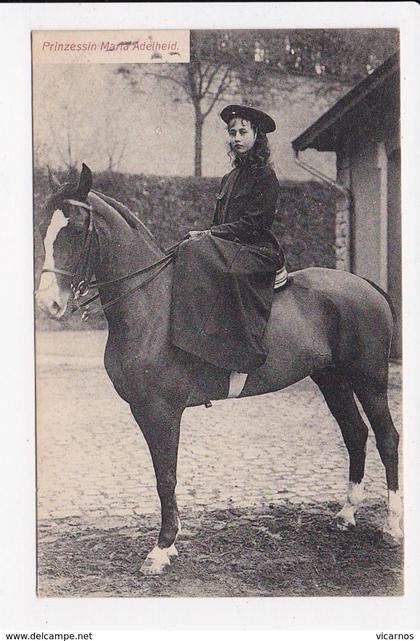 CPA FAMILLE GRAND DUCALE Prinzessin Maria Adelheid