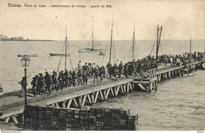 PC GUINEA-BISSAU AFRICA PONTE DE CAES DESEMBARQUE DE FORCAS GUERRA 1908 (b54301)