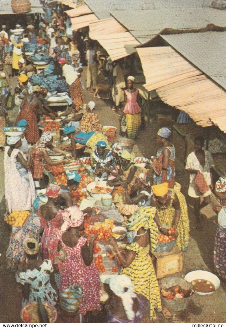 GUINEA - Conarky - Vue partielle du marche