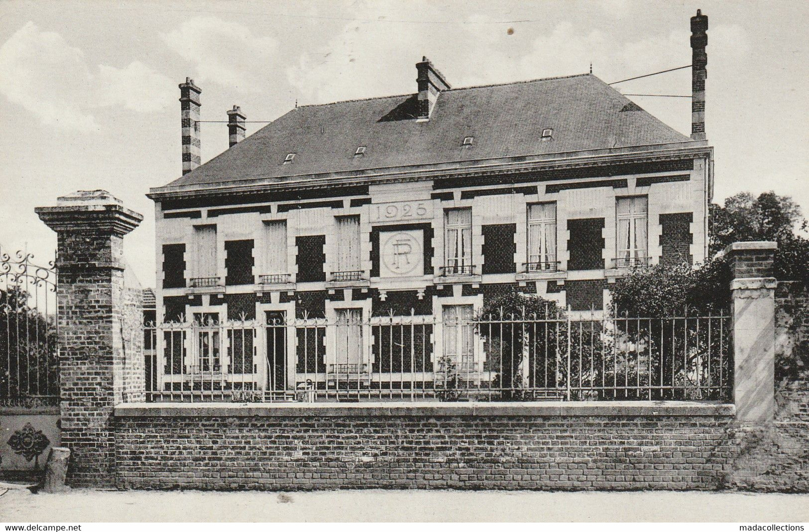 Guiscard (60 -Oise)  L'Ecole