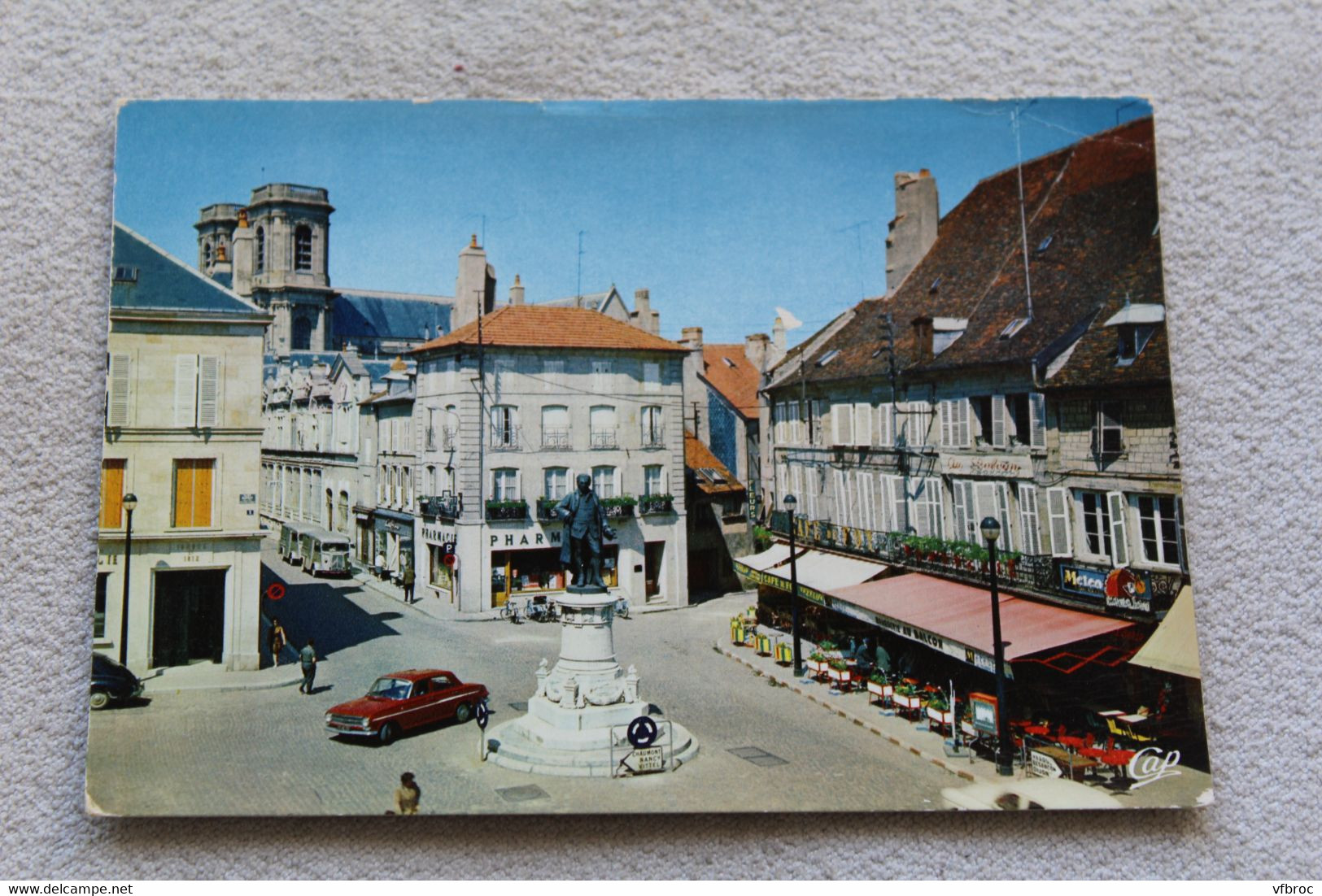 H873, Cpm, Langres, place Diderot, Haute Marne 52