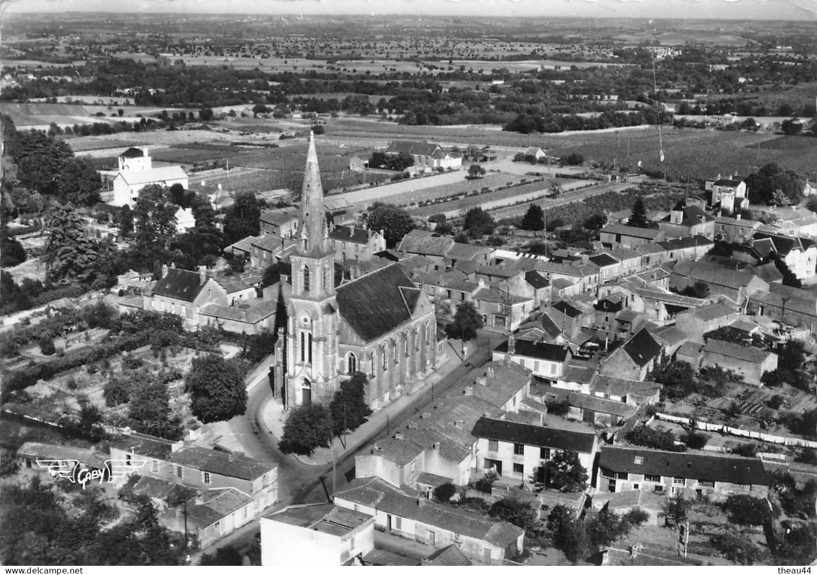 ¤¤  -  HAUTE-GOULAINE  -   Place de l'Eglise      -  ¤¤