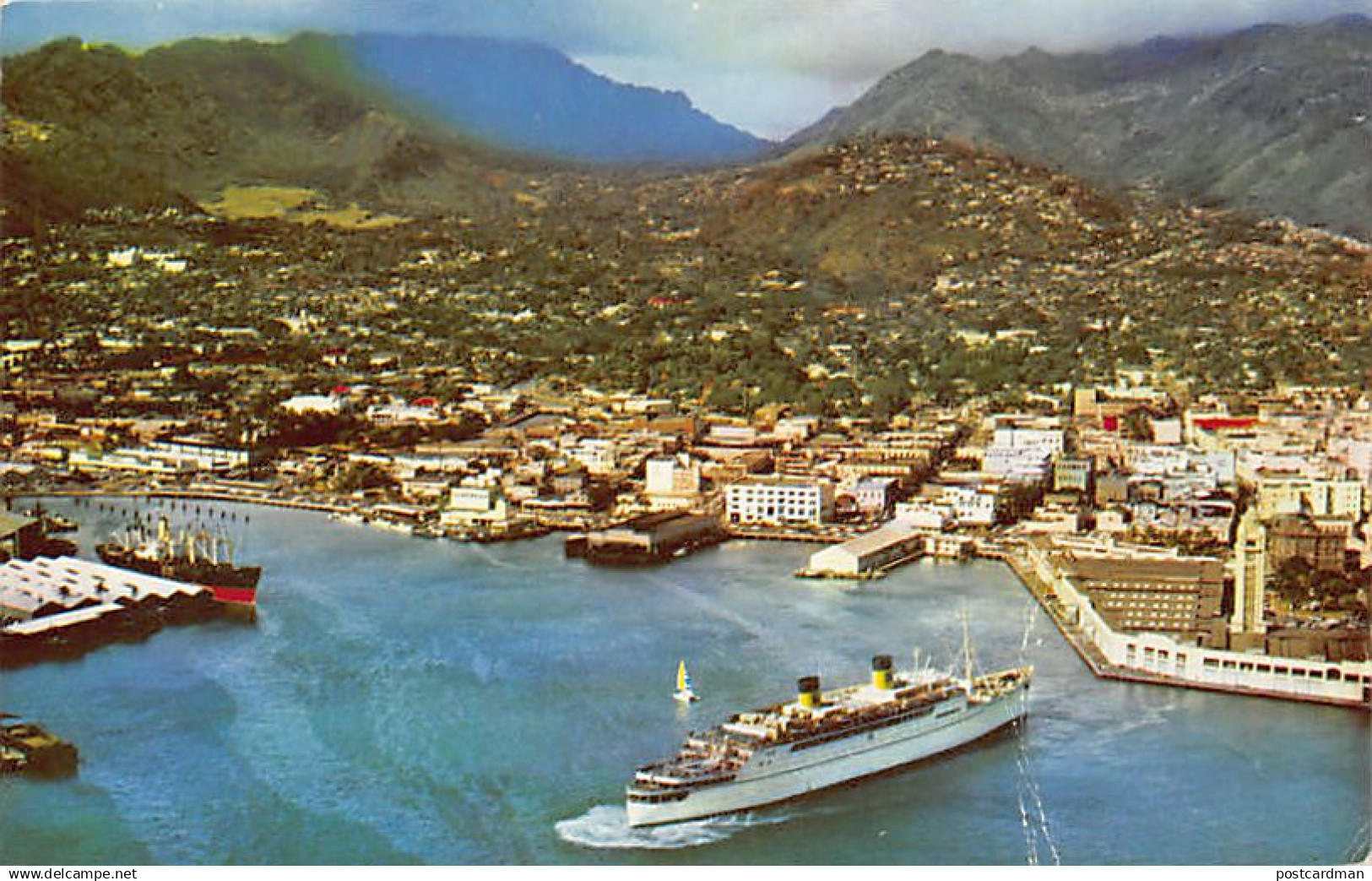 Hawaii - HONOLULU - Harbor from the air - Publ. Movie Supply