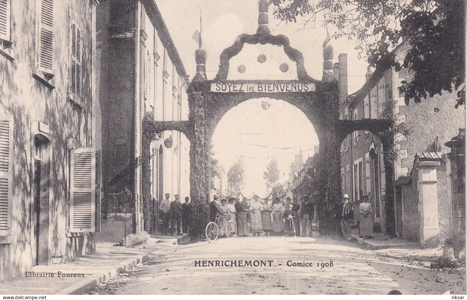 HENRICHEMONT(COMICE 1908)