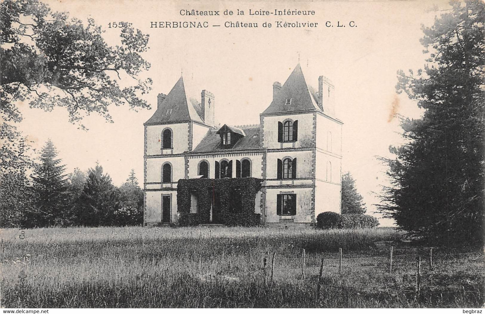 HERBIGNAC    CHATEAU DE KEROLIVIER