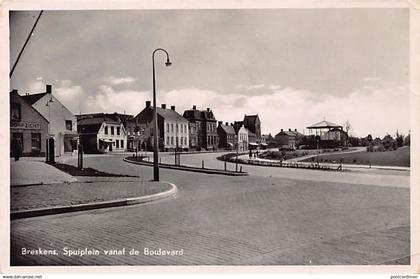 BRESKENS (ZE) Spuiplein vanaf de boulevard