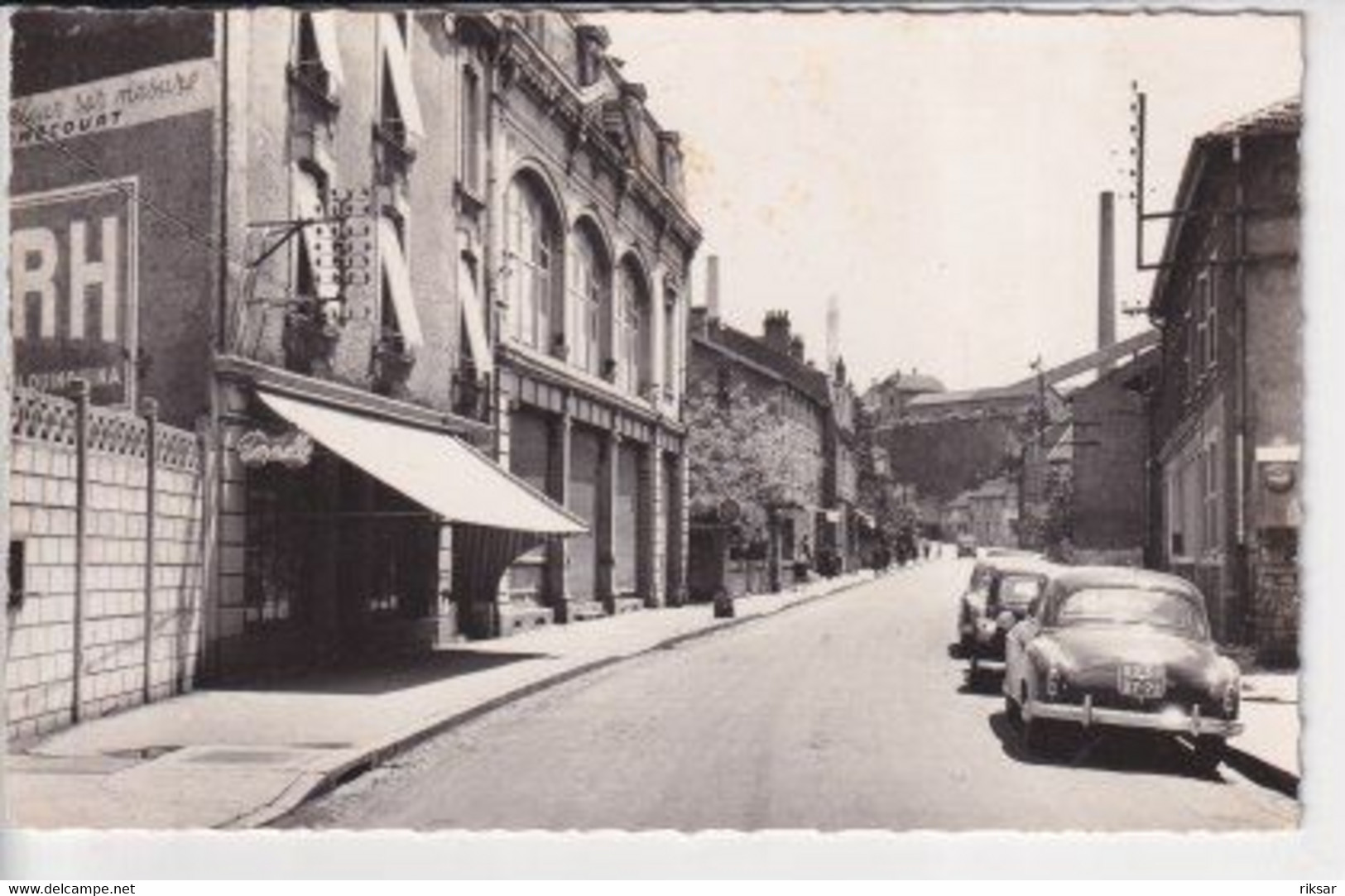 HOMECOURT(RUE CARNOT) AUTOMOBILE