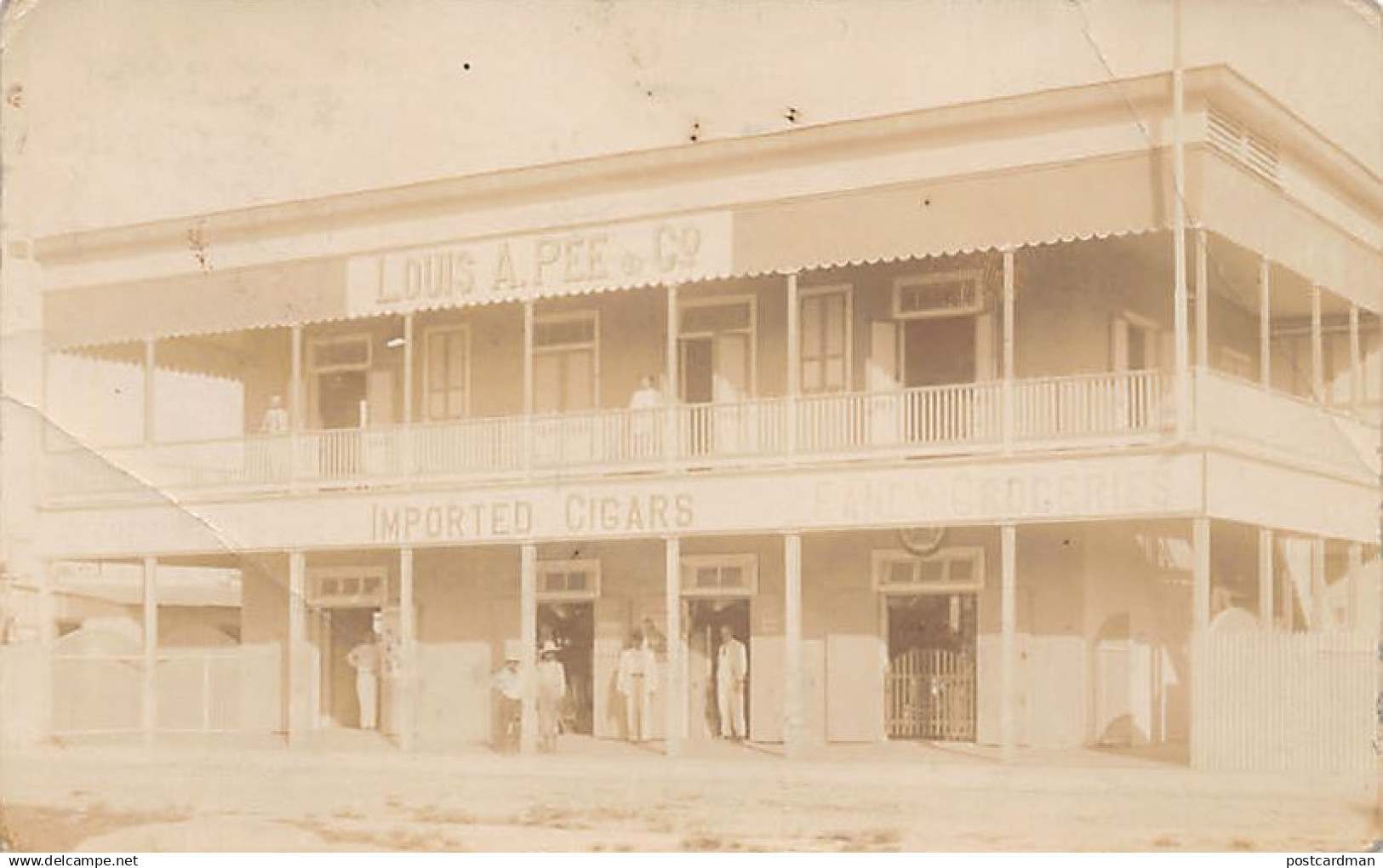 Honduras - SALADO - Louis A. Pee and Co. Store - REAL PHOTO Year 1911.