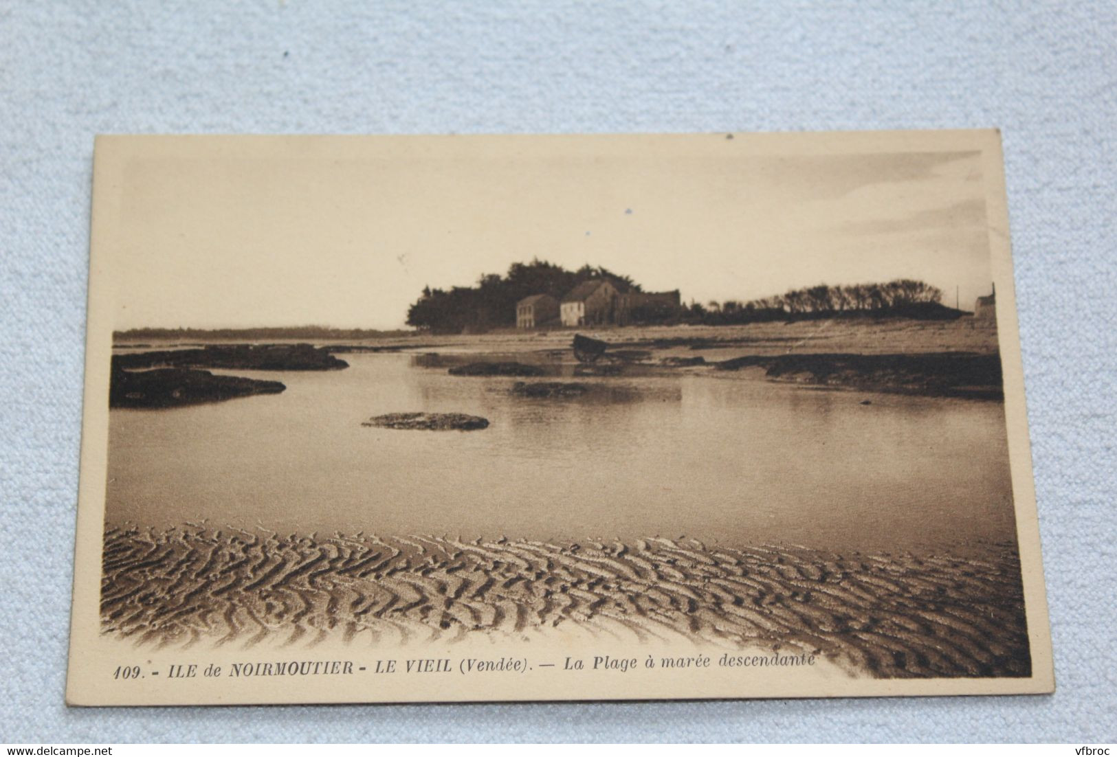 Ile de Noirmoutier, le Vieil, la plage à marée descendante, Vendée