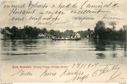 Siak Sumatra - Driving Village Mandan river