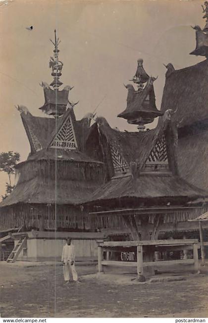 Indonesia - MEDAN - Batak houses - REAL PHOTO