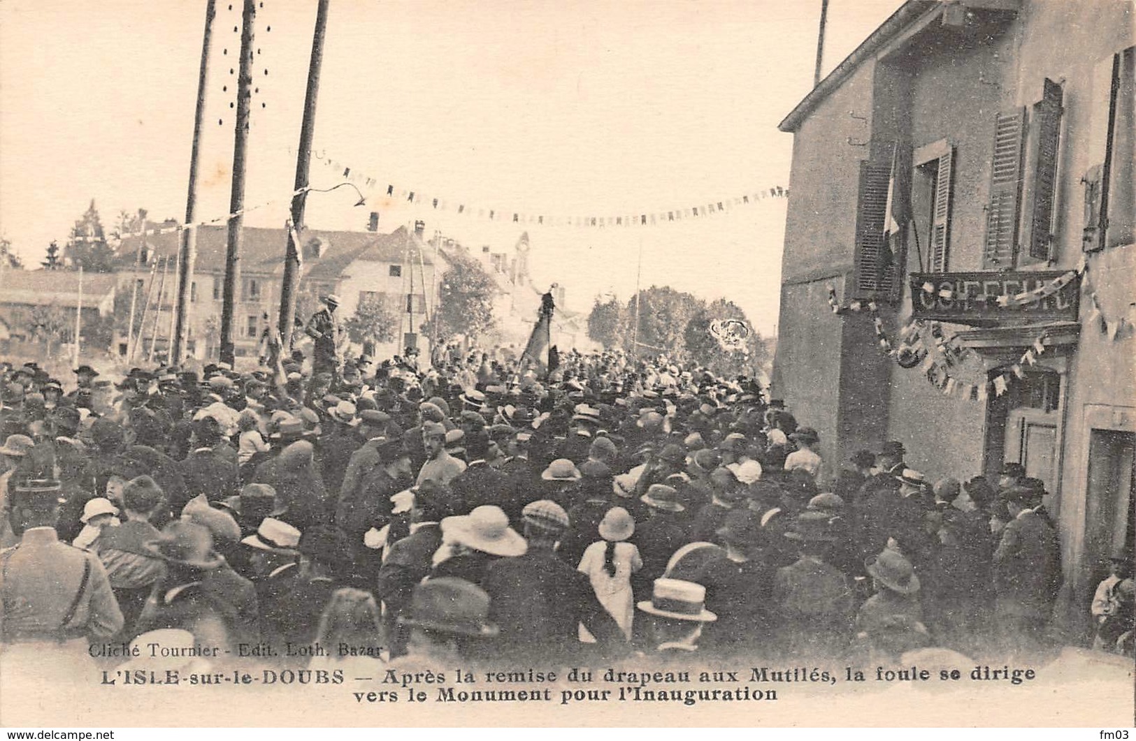 Isle sur le Doubs inauguration monument aux morts