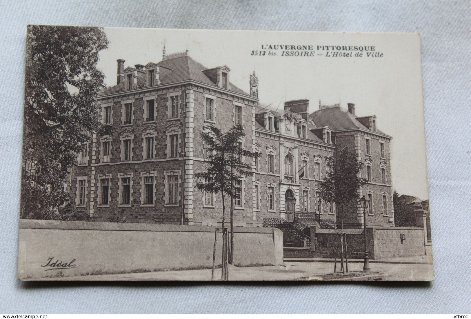 Issoire, l'hôtel de ville Puy de Dôme 63