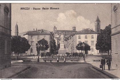 AREZZO: Piazza Guido Monaco