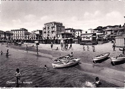 #CROTONE: LA SPIAGGIA