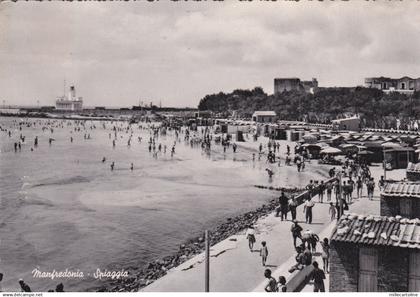 # MANFREDONIA: SPIAGGIA