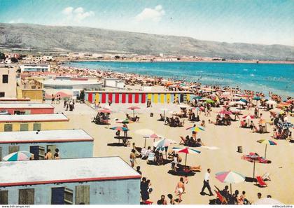 # MANFREDONIA: SPIAGGIA DI SIPONTO