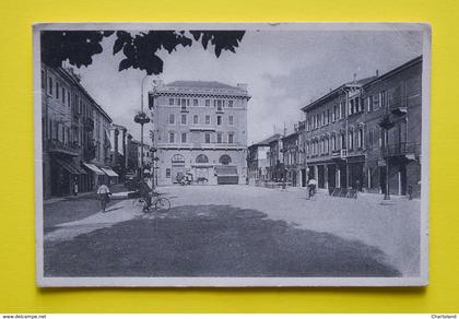 Cartolina Legnano Piazza Garibaldi