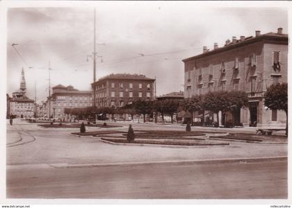 MODENA - Largo Garibaldi