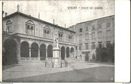 70877644 Verona Veneto Verona Piazza die Signori * Verona Veneto