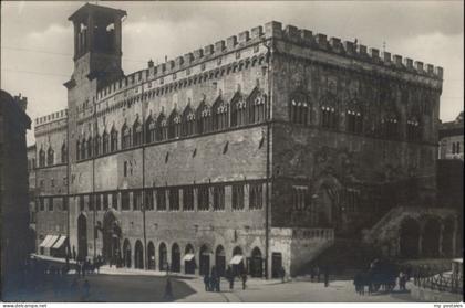 70880032 Perugia Perugia Palazzo Comunale * Perugia