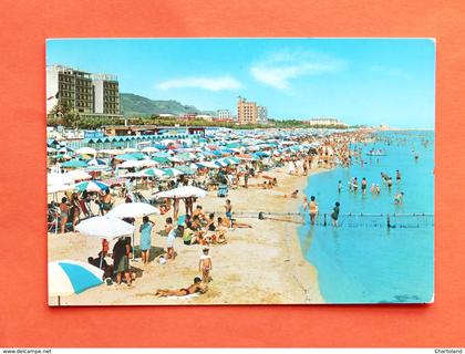 Cartolina Pesaro - Spiaggia - 1970