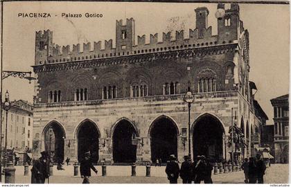 #PIACENZA: PALAZZO GOTICO