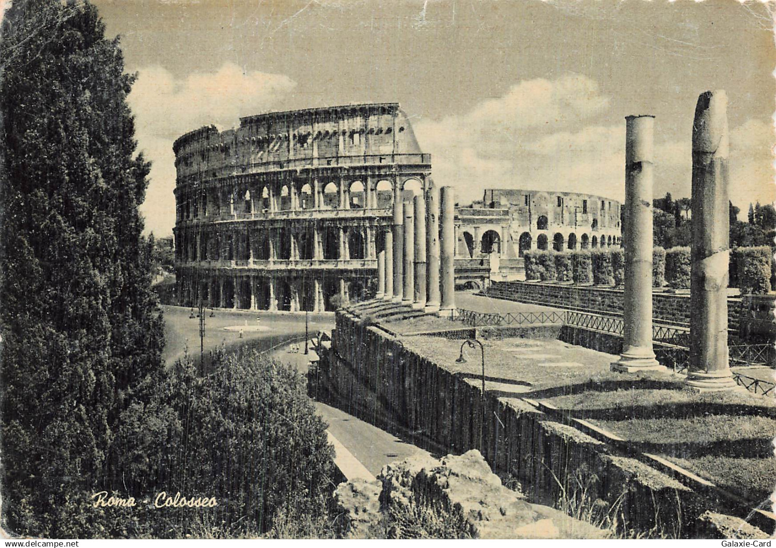 ITALIE ROME COLISEE