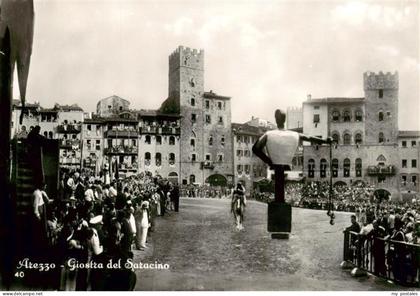 73872643 Arezzo Giostra del Saracino Cavaliere in corsa Arezzo