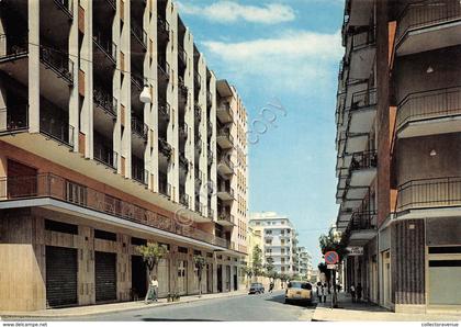 Cartolina Bisceglie Via Vittorio Veneto 1972 (Bari)