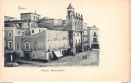 Italia - BARI - Piazza Mercantile