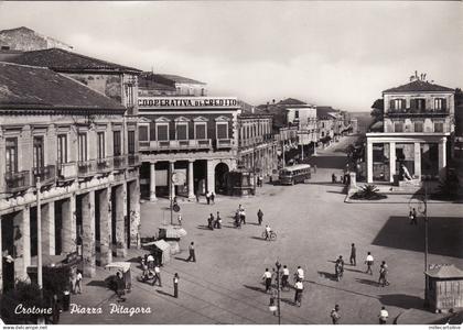 #CROTONE: PIAZZA PITAGORA