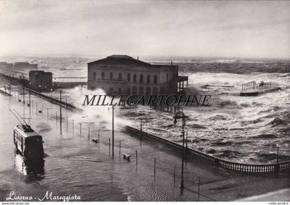 LIVORNO:  Mareggiata