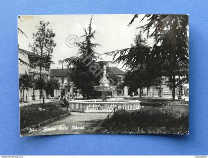 Cartolina Rho - Piazza della Libertà - 1950