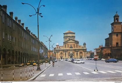 Cartolina - Carpi ( Mo ) - Piazza Martiri - 1960 ca.